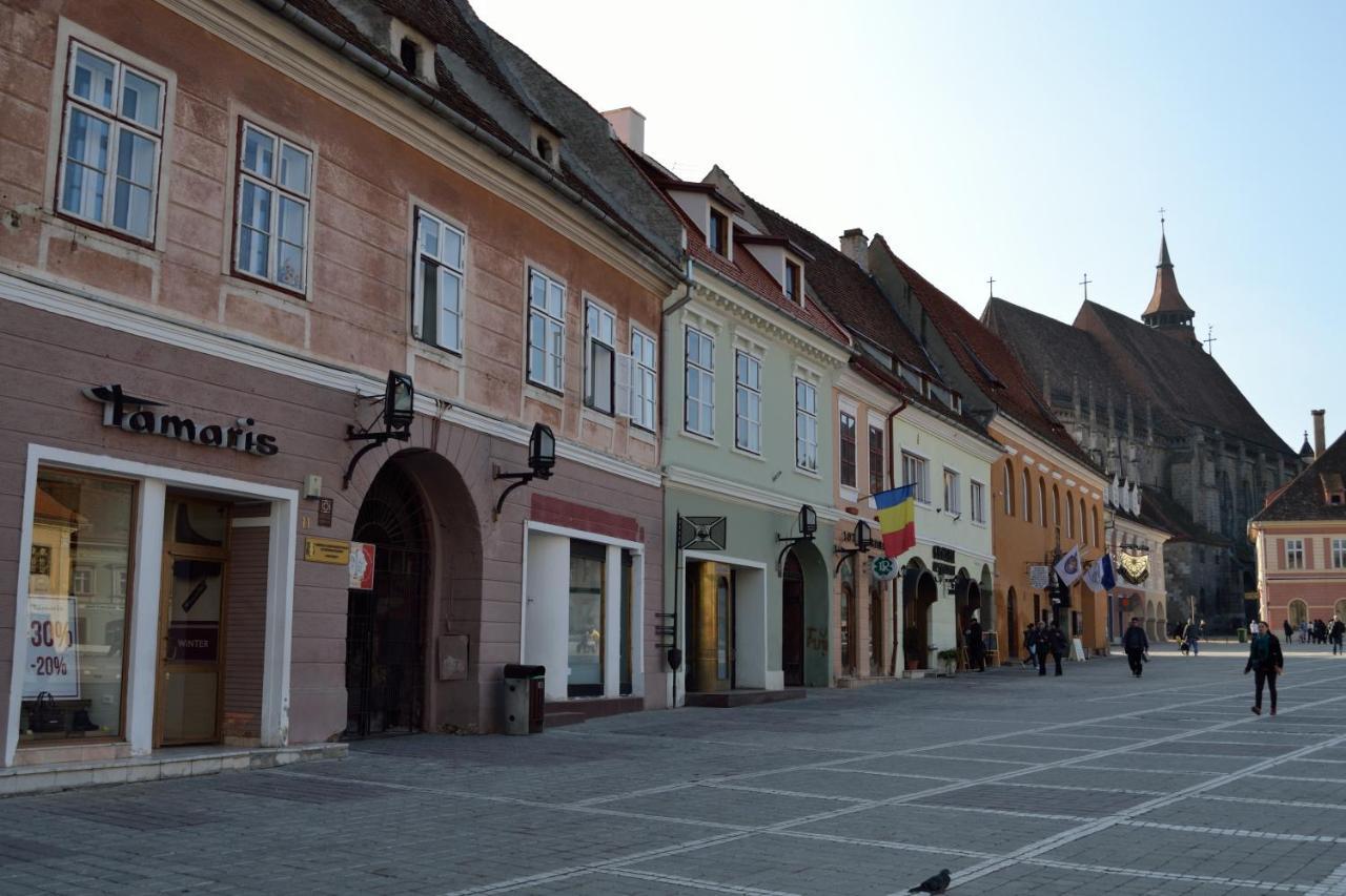 Casa Krone - Piata Sfatului Aparthotel Brasov Exterior photo